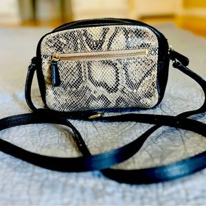 DVF Diane Von Furstenberg Women’s Small Crossbody Snakeskin Black Leather